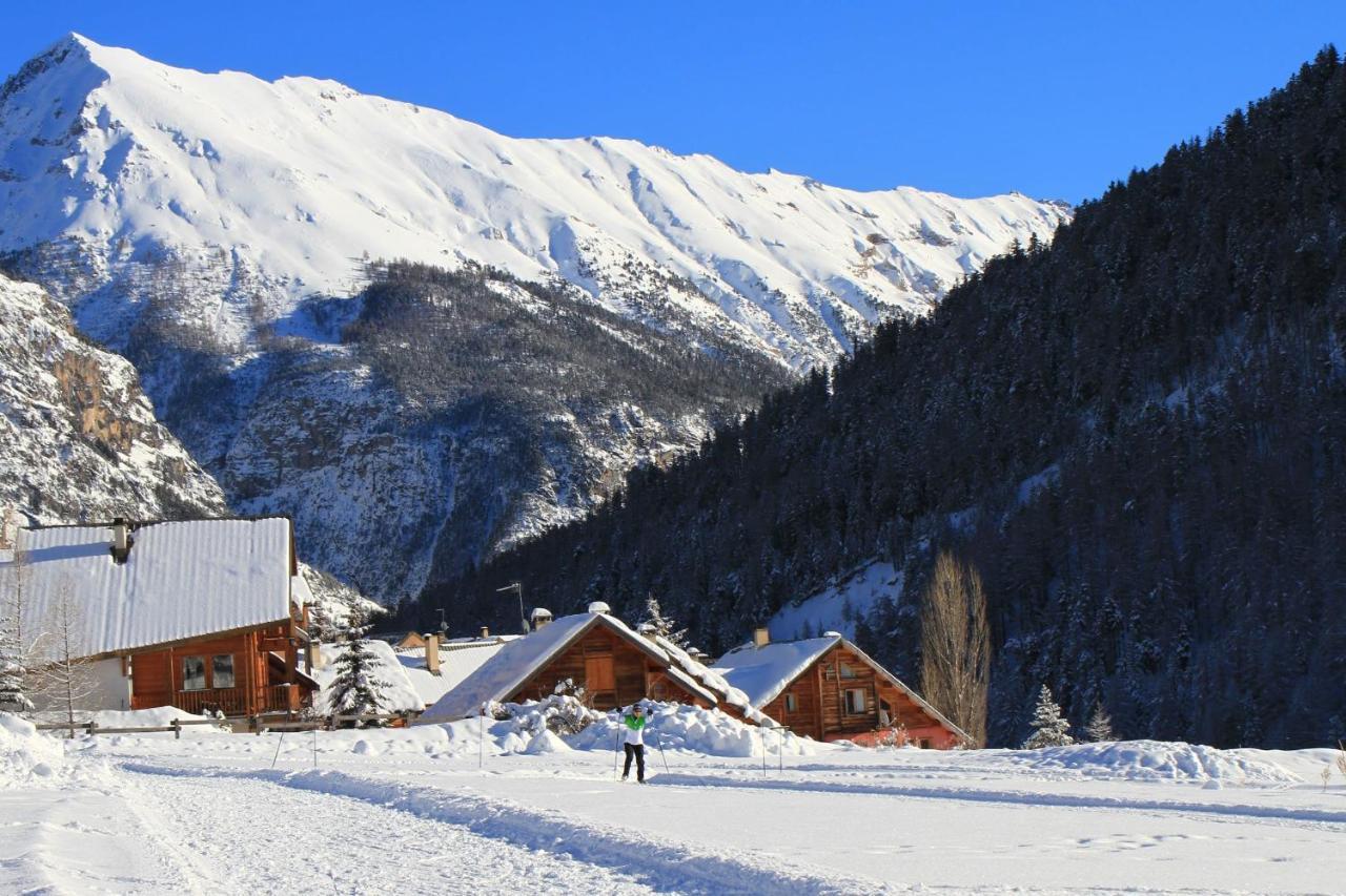 Chalet Le Melezin Hameau Des Chazals Nevache Hautes Alpes エクステリア 写真